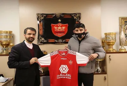 آخرین خبر&zwnj;ها از نقل و انتقالات فوتبال ایران و دو باشگاه استقلال و پرسپولیس + عکس