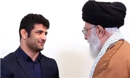 علیرضا کریمی با رهبر معظم انقلاب دیدار کرد+ عکس
