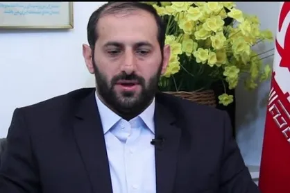 وزارت کار در مورد واحدهای تولیدی ساختمان پلاسکو مسئول است