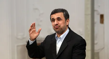 تشابه احمدی نژاد به آیت الله منتظری چیست؟/ حاشیه&zwnj;سازی&zwnj;های احمدی&zwnj;نژاد در پیشگاه ملت ارزشی ندارد