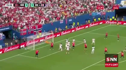 ضربه خطرناک نروژ به تیرک خورد از روی لب خط دروازه انگلیس برگشت داشته شد/ نروژ ۱ - ۱ انگلیس