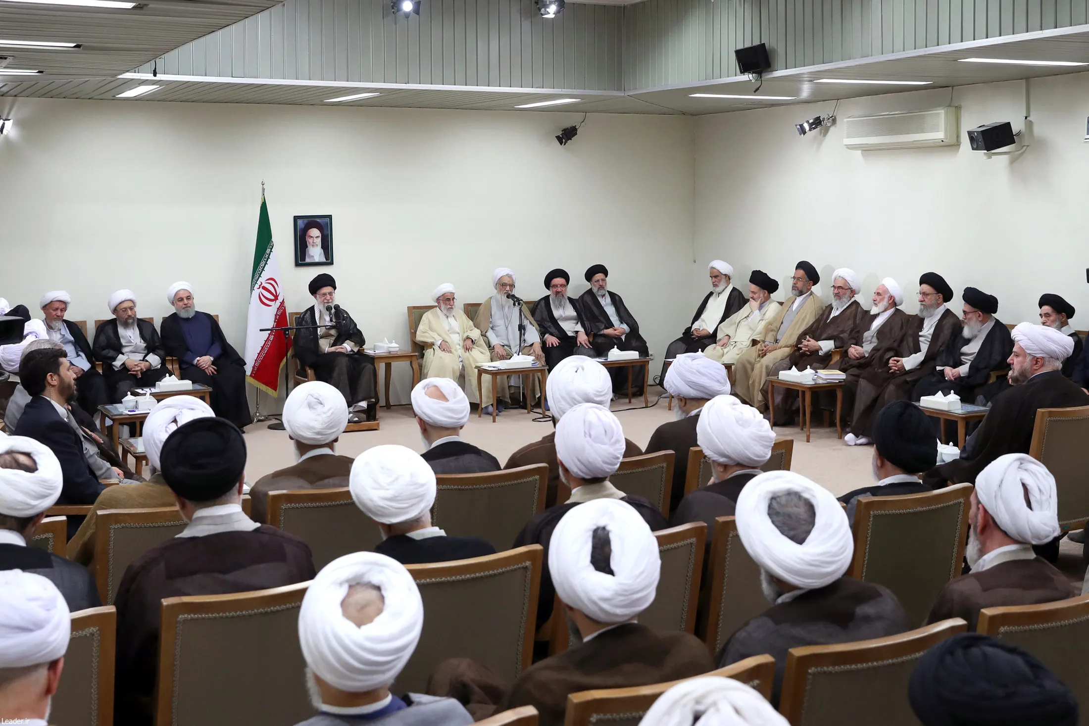 امام خامنه ای