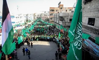 ده&zwnj;ها هزار نفر از اهالی غزه در سالروز تأسیس حماس به خیابان&zwnj;ها آمدند
