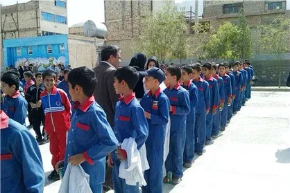 ۵ هزار دانش&zwnj;آموز نیازمند خراسان زیر پوشش بنیاد خیریه لباس و حمایت قرار دارند