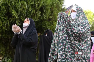 اقامه نماز عید فطر در مسجد دانشگاه تهران