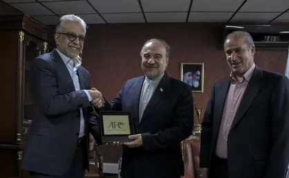تماس سلطانی&zwnj;فر با شیخ سلمان/ قول رییس برای بررسی تصمیم AFC