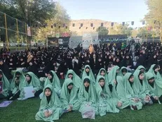 اجتماع زینبیون همراه با تعزیه کاروان اسرا در شهرکرد برگزار شد + فیلم
