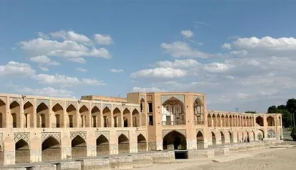 پل&zwnj; خواجوی اصفهان از لحاظ استحکام&zwnj;بخشی وضعیت مناسبی ندارد