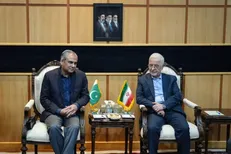 تاکید وزیران کشور ایران و پاکستان بر توسعه روابط دو جانبه