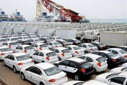 شیوه ترخیص خودرو&zwnj;های وارداتی حاشیه&zwnj;ساز شد