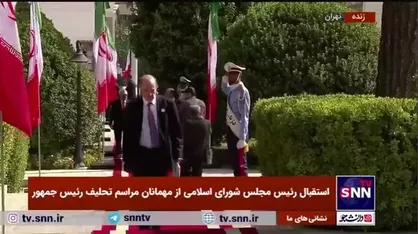 حضور انریکه مورا مقام ارشد اتحادیهٔ اروپا در مراسم تحلیف رئیس جمهور