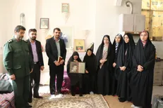 دانشجویان دانشگاه اردکان از خانواده‌های شهدای دفاع مقدس تجلیل کردند