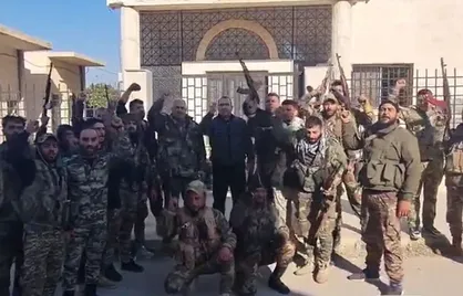 ارتش و نیروهای پشتیبانی سوریه طيبة الإمام و روستای خربة الحجامة و صوران  در حومه شمالی حماه را آزاد کردند