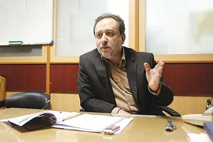 عبدی: دستور روحانی برای اصلاح امور وزارت صمت &laquo;نمایشی&raquo; است / عدالت اقتصادی قربانی تئوری دروغین غربی!