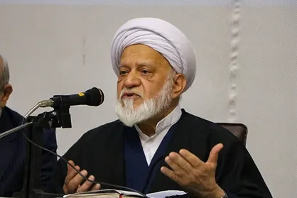 قرار دادن علم و فناوری در خدمت تحکیم نظام سلطه گری