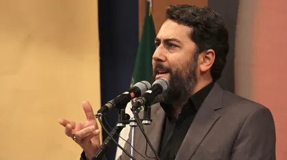 شعرخوانی اعتراضی &laquo;احمد بابایی&raquo; در روز دانشجو