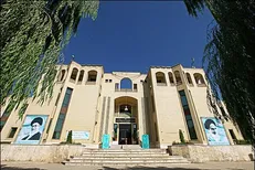 آقای اسفندیاری؛ دانشجویان مبتلا به کرونا با هزینه درمان دانشگاه تا بهبودی کامل در تهران قرنطینه شوند