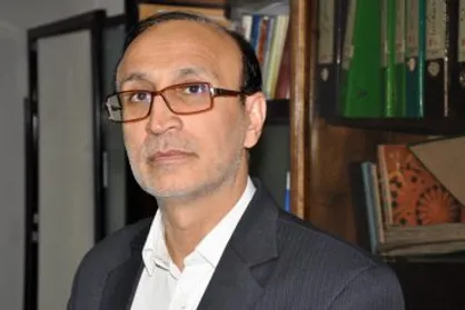 ملکی: دیوار دلالی مانع &laquo;جهش تولید&raquo; است/ سیاست&zwnj;های اقتصادی نیازمند تغییر اساسی/ اقتصاد ایران در چه بخش&zwnj;هایی مزیت دارد؟