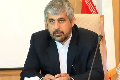 هیچ مدیری حق ندارد گرایشات سیاسی خود را در خدمت به مردم لحاظ کند/ لزوم حل مشکل سرمایه گذاران در جنوب کرمان
