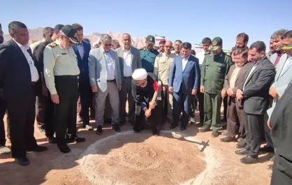 عملیات جابجایی پاسگاه شهید مدنی یزد آغاز شد