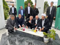 رییس جمهور به مقام شهدای گرگان ادای احترام کرد