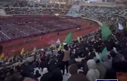 ورود مردم به محل تشییع شهید سیدحسن نصرالله