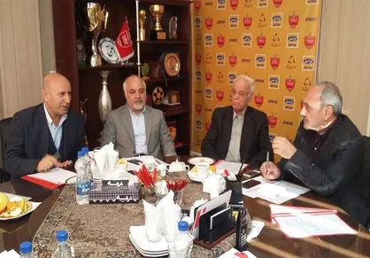 جلسه هیات مدیره پرسپولیس 3 نفره تمام شد