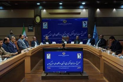 نخستین نشست مشترک بسیج دانشجویی و رؤسای دانشگاه&zwnj;های گیلان/ مطالبه&zwnj;گری برای آینده علمی و اجتماعی استان
