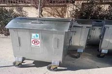 در دار شدن مخازن زباله جهت جلوگیری از فعالیت عوامل غیرمجاز