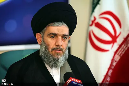 راهپیمایی اربعین عامل ماندگاری تشیّع است/ قرض کنید و به زیارت سیدالشهدا بروید