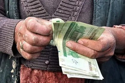 توفیقی: پایه سنوات فایده&zwnj;ای برای کارگران حداقل&zwnj;بگیر ندارد