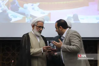 دوشنبه های گام دوم انقلاب