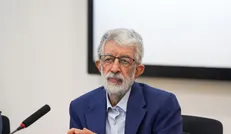 حدادعادل: متهم کردن جمهوری اسلامی به دیکتاتوری برای بازگرداندن پهلوی تعجب‌آور است /  کشتن مردم برای رضاشاه مثل آب خوردن بود + فیلم