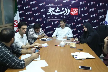 رضیعی: پالس&zwnj;های روحانی برای مذاکره با آمریکا صدای اصلاح&zwnj;طلبان را هم درآورد / فدایی: دولت در مقابل مبارزه با فساد مقاومت می&zwnj;کند