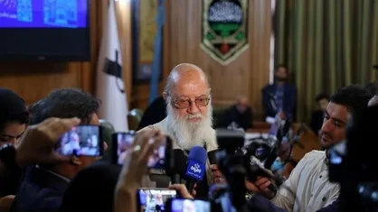 چمران: شرکت&zwnj;های داخلی در تحویل اتوبوس به شهرداری بدقولی می&zwnj;کنند