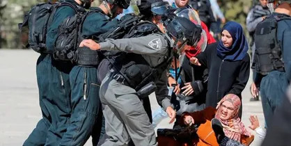 ظریف در واکنش به حمله صهیونیست&zwnj;ها به مسجدالاقصی: مسلمانان باید متحد شوند