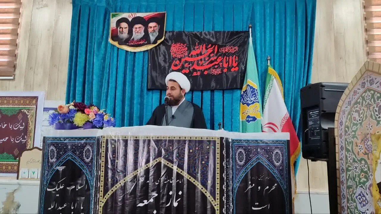 امام جمعه منوجان خواستار رفع شکاف توسعه‌ای میان شمال و جنوب استان کرمان شد