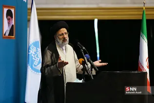 دیدار آیت‌الله رئیسی با دانشجویان در دانشگاه تهران 