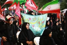 فریاد بلند مرگ بر آمریکای مردم سمنان در شب ۱۴۱ اقتدار/سمنانی‌ها قدرت پوشالی آمریکا را به سخره گرفتند+فیلم