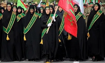 بانوان دیار حاج قاسم در کنار مادران لبنانی