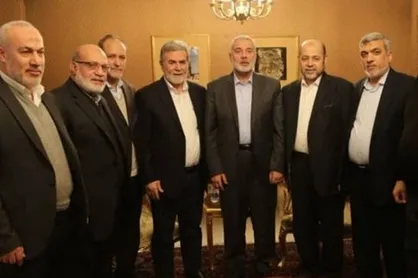سفر هیأتی از نمایندگان ۳ جنبش فلسطینی به مصر