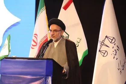 حجت الاسلام خاموشی: چتر قرآن باید بر همه کار&zwnj;های ما گسترده شود/ جلسات استماع قرآن مورد توجه قرار گیرد