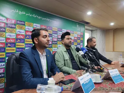 اخباری: کمک داور ویدئویی به زیان چادرملو اردکان بود