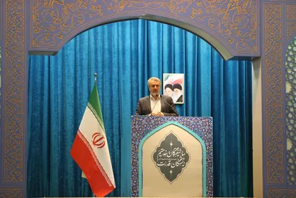 رشد ۴۰ درصدی صادرات و ۳۶ درصدی تحویل خودرو در بهار امسال/ صادرات مواد خام معدنی تنها یک درصد است