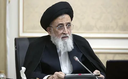 آیت الله مدرسی یزدی: اگر محدودیتی در دین داریم در راستای آزادی عقلانی است + فیلم