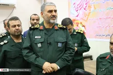 بسیجیان و خانواده شهدا برای دفاع از کشور و انقلاب همیشه در صحنه هستند