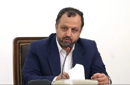 خاندوزی: حداقل حقوق کارکنان دولت در سال آینده ۷ میلیون تومان است