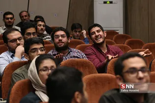 نشست نقد عملکرد دولت دوازدهم در دانشگاه شریف