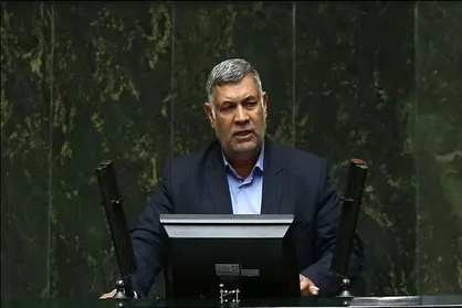 حسن&zwnj;پور: دیگر امکان زندگی با ۲۰ میلیون تومان برای مستاجران وجود ندارد/ خط فقر حداقل ۵۰ میلیون تومان است + فیلم