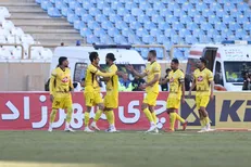 جدول لیگ برتر ایران پس از باخت پرسپولیس و تساوی تراکتور و استقلال